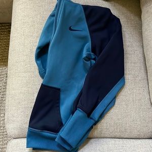 Nike Therma-Fit Hoodie